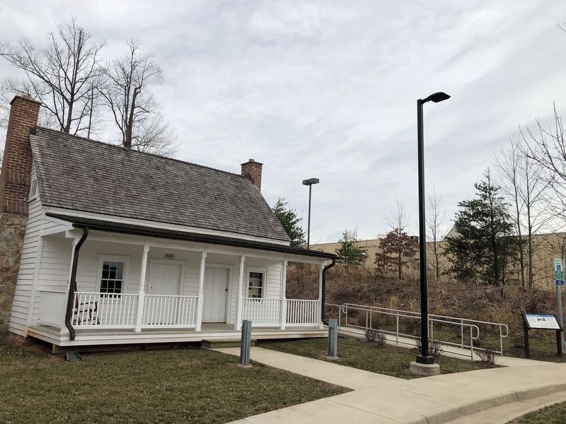 The Barnes House and marker image. Click for full size.