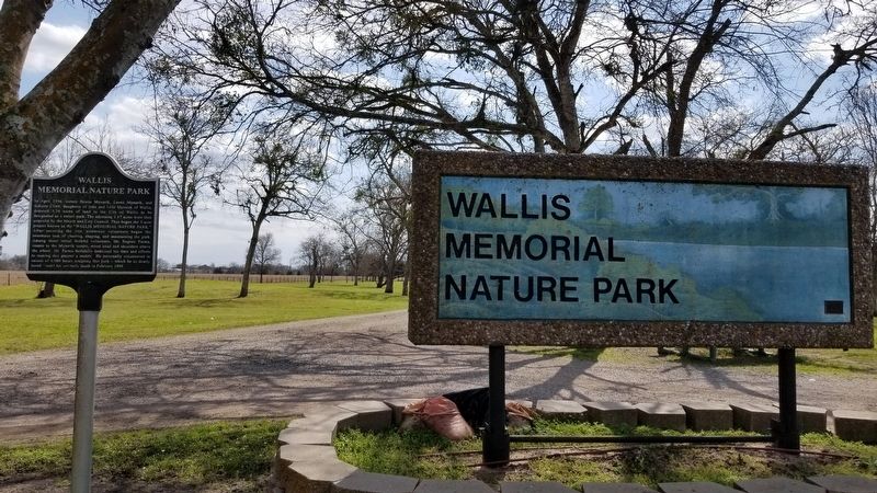 Wallis Memorial Nature Park and Marker image. Click for full size.