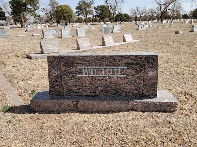 Knapp Headstone image. Click for full size.