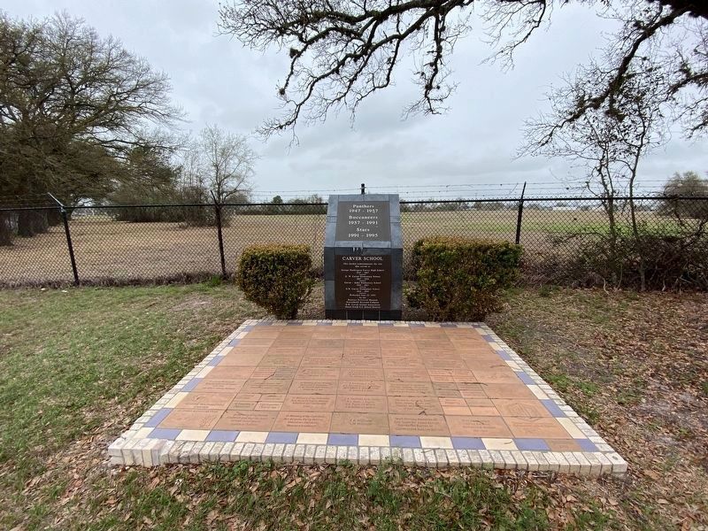 Nearby Commemorative Marker for George Washington Carver High School image. Click for full size.