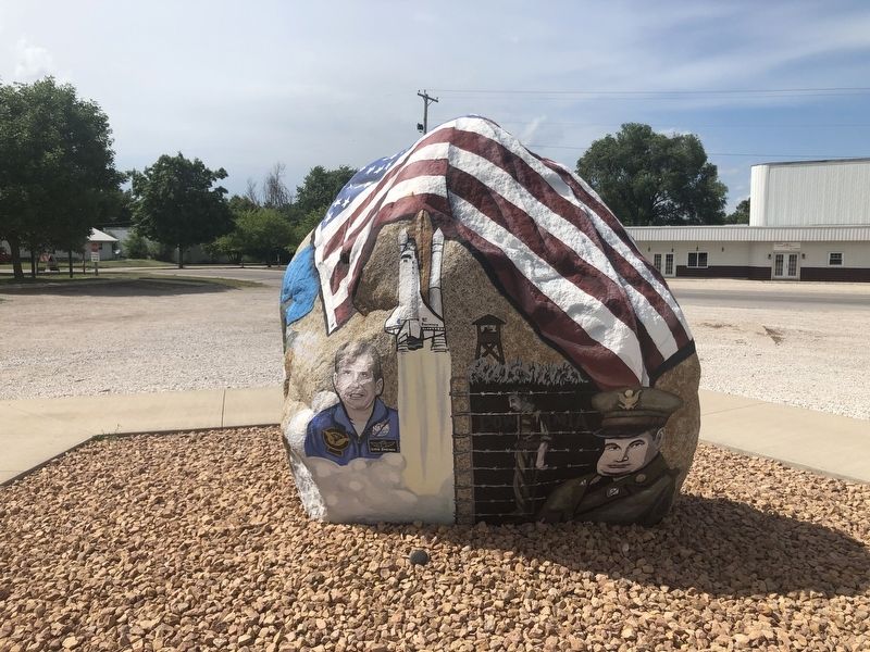 Jefferson Freedom Rock Veterans Memorial West Side image. Click for full size.
