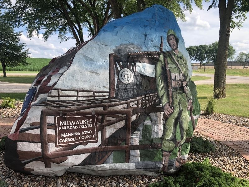 Manning Freedom Rock Veterans Memorial North Side image. Click for full size.