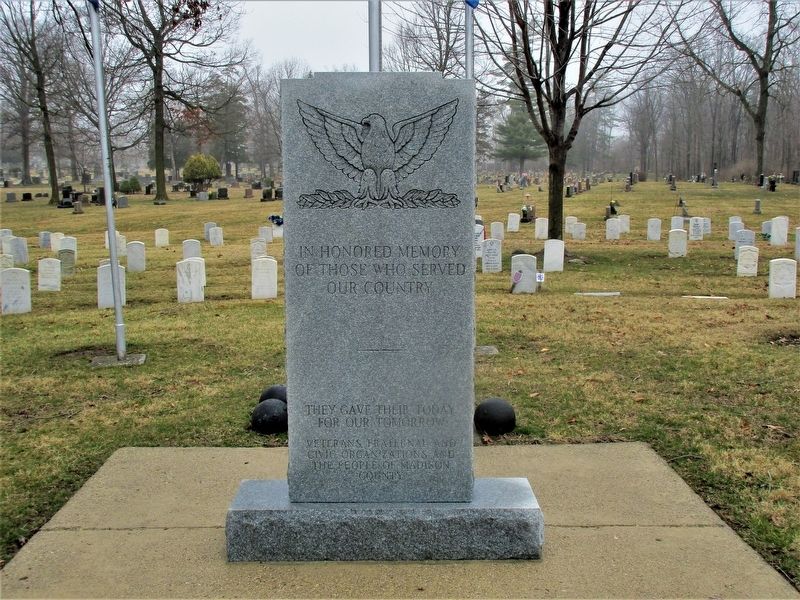 Madison County Veterans Memorial image. Click for full size.