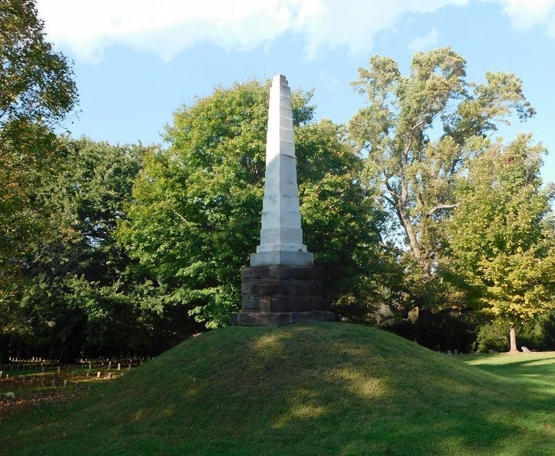 14-States Confederate Monument image. Click for full size.