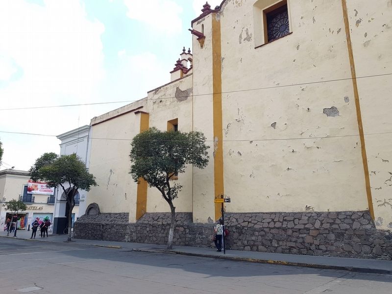 Temple of the Santa Veracruz Historical Marker