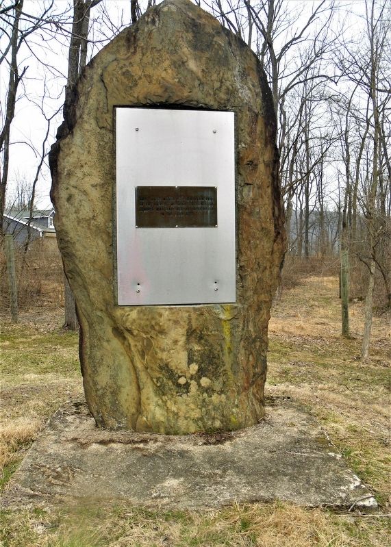 Stone marker as viewed from the road image. Click for full size.