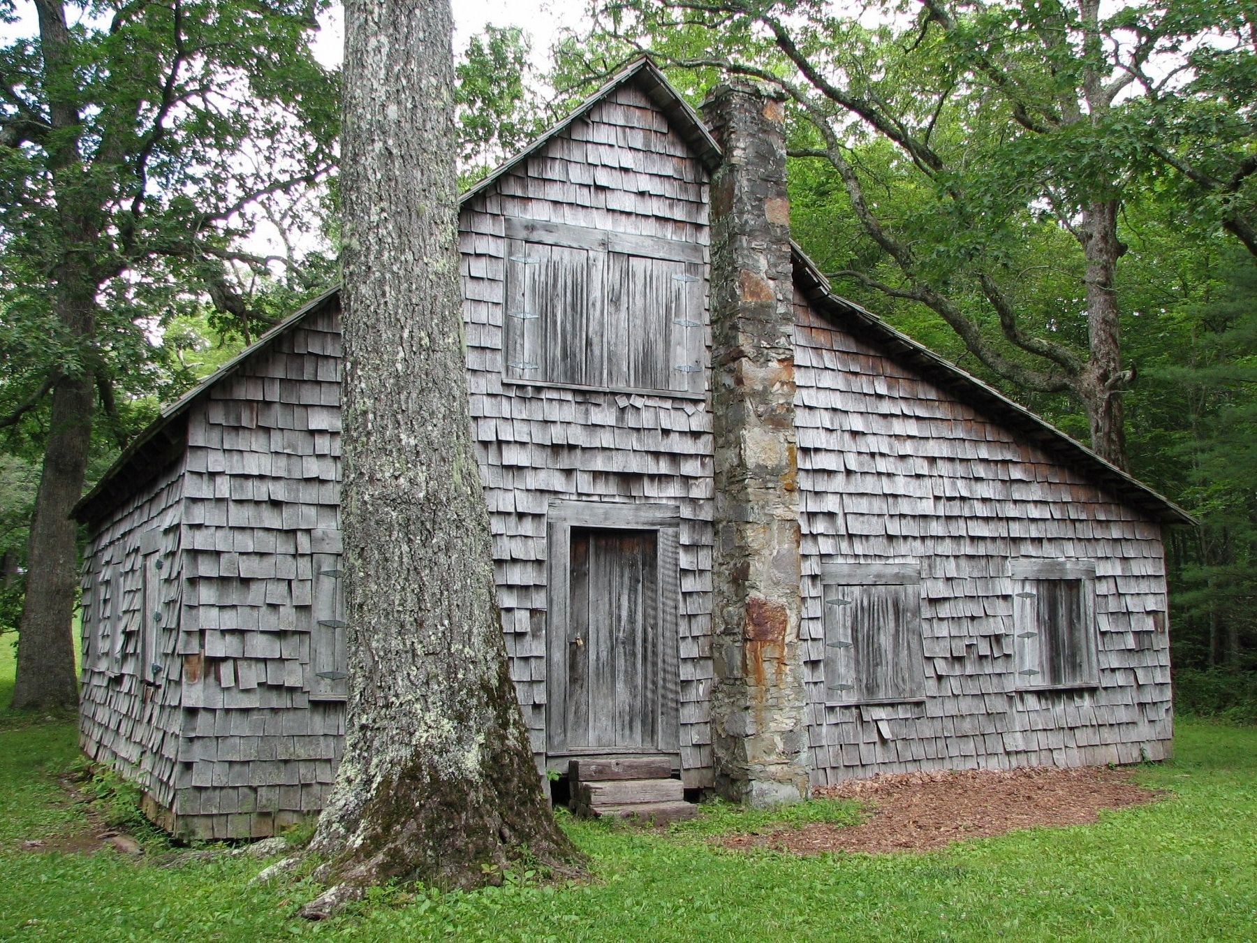 Wilson Lick Ranger Station image. Click for full size.