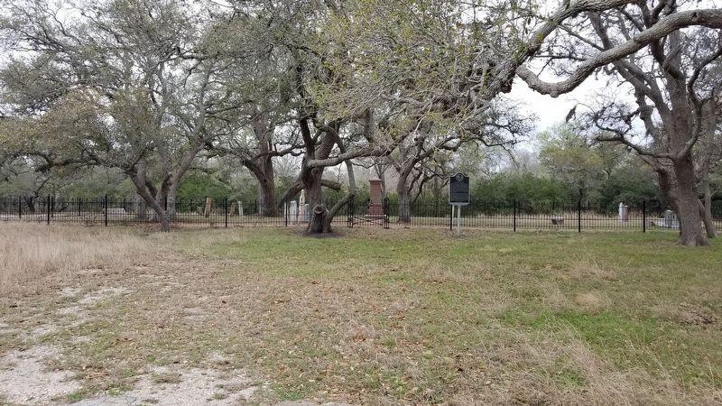 Follow a short dirt road toward the north to access the Grimes Cemetery image. Click for full size.