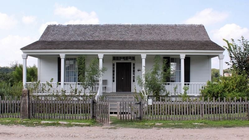 Aynesworth-Wright House. Click for full size. Aynesworth-Wright House image. Click for full size.