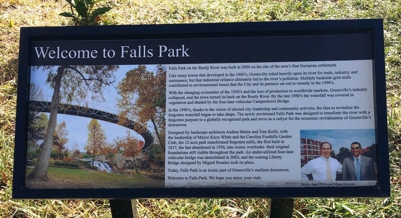 Welcome to Falls Park Marker image. Click for full size.