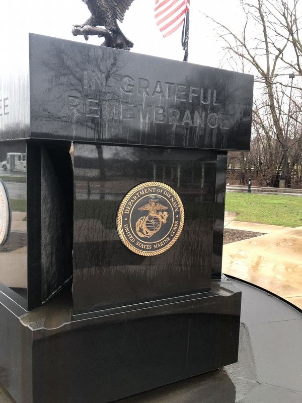 Veterans Memorial image. Click for full size.