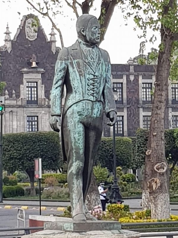José María González Arratia Statue. Click for full size. José María González Arratia Statue image. Click for full size.