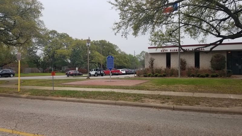 The view of the Katy Elementary School and Marker from the road image. Click for full size.