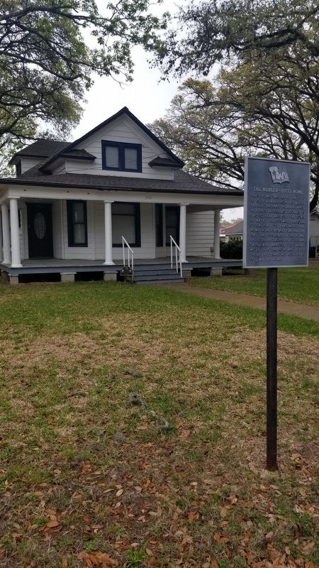 The Hubler-Pitts Home and Marker image. Click for full size.