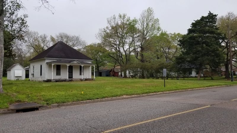 The view of the Bartlett-Short Home from the road. Click for full size. The view of the Bartlett-Short Home from the road image. Click for full size.