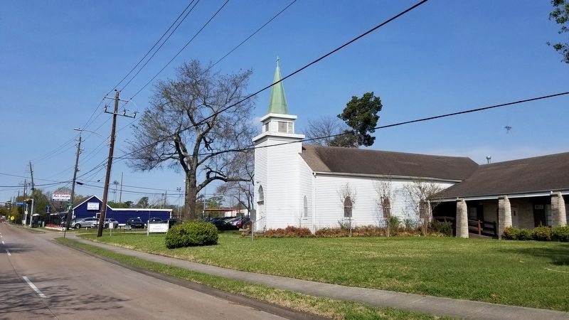 The view of the St. Peter Church from the road image. Click for full size.