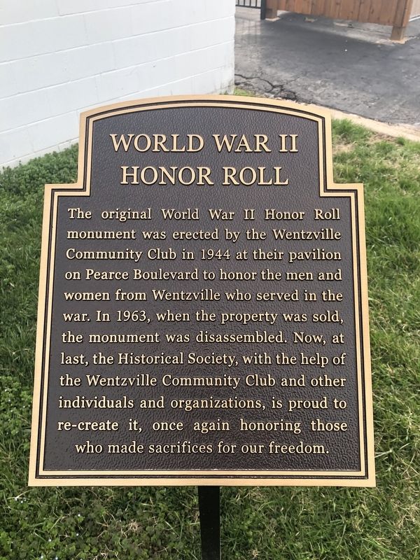 World War II Honor Roll Marker image. Click for full size.
