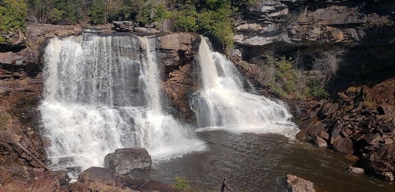 Blackwater Falls image. Click for full size.