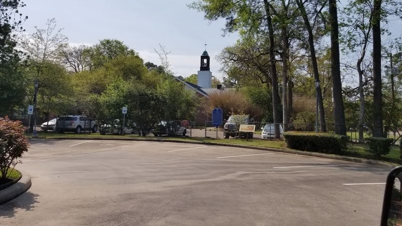 The view of the two markers from the parking lot image. Click for full size.