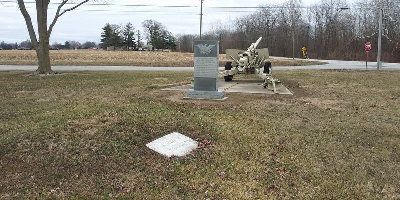 The Unknown Dead Venterns Memorial Mound Marker image. Click for full size.