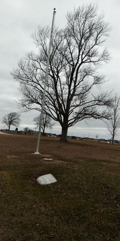 The Unknown Dead Venterns Memorial Mound Marker image. Click for full size.