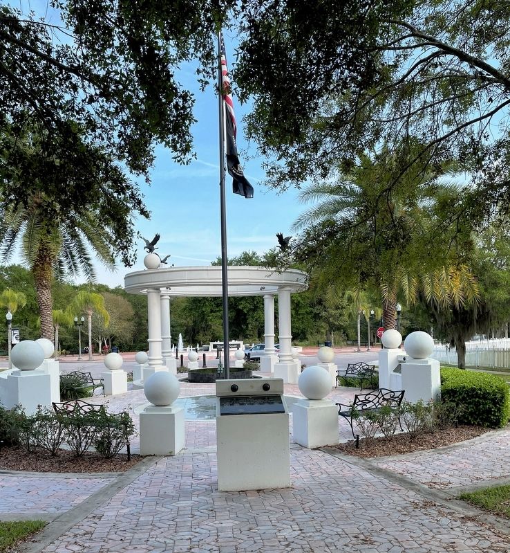Winter Springs Veterans Memorial image. Click for full size.
