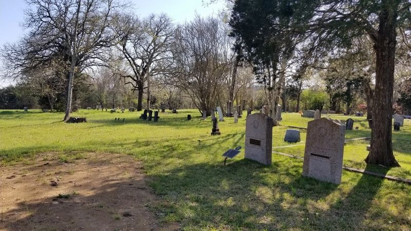 The view of the three markers in the cemetery image. Click for full size.