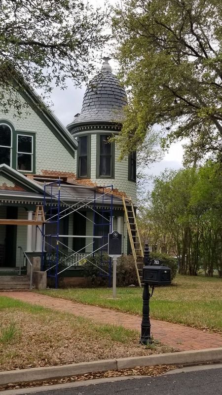 Moore House and Marker image. Click for full size.