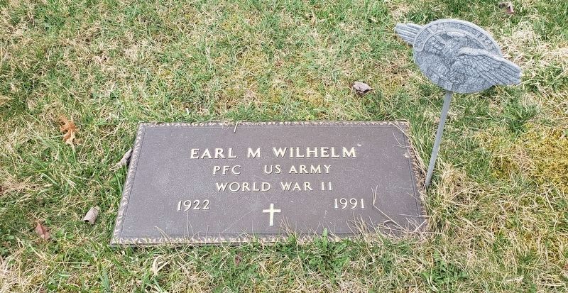 Grave in the cemetery of one of the veterans listed on the memorial. Click for full size. Grave in the cemetery of one of the veterans listed on the memorial image. Click for full size.