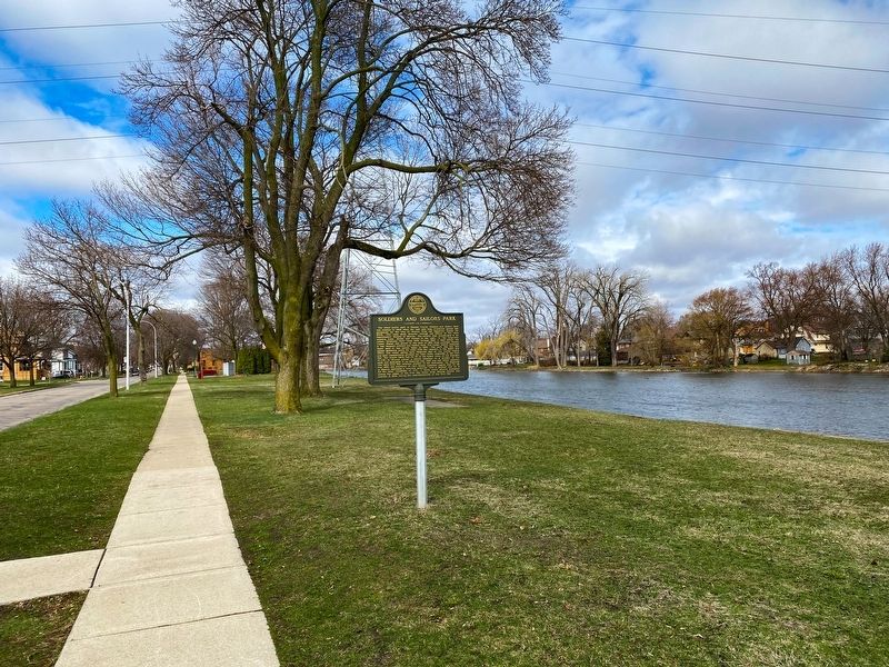 Soldiers and Sailors Park / The Civic Improvement Society of Monroe Marker image. Click for full size.