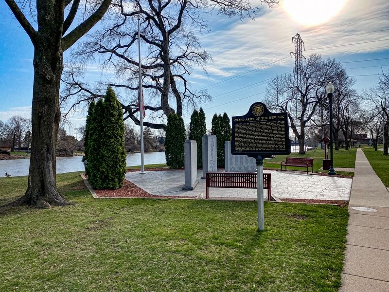 Monroe County Civil War Fallen Soldiers Memorial image. Click for full size.