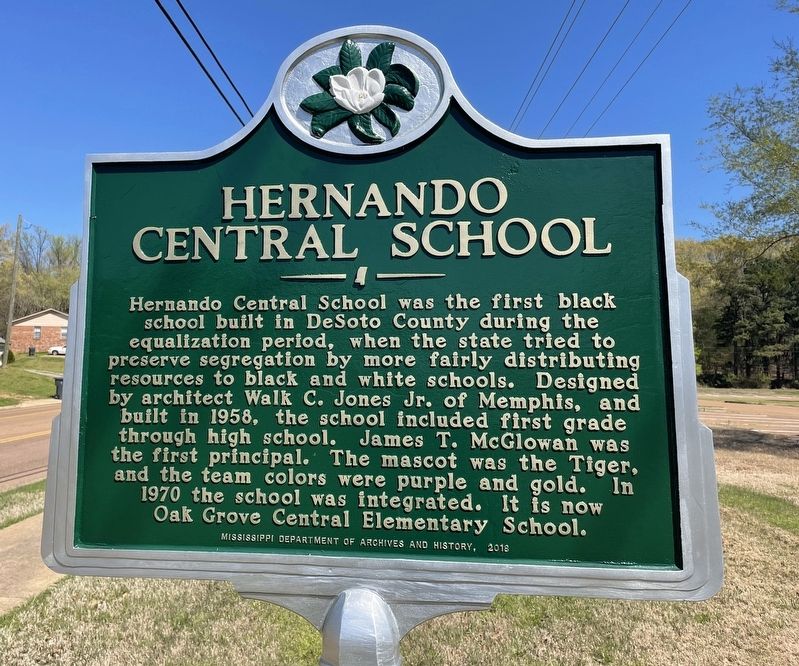 Hernando Central School Marker image. Click for full size.