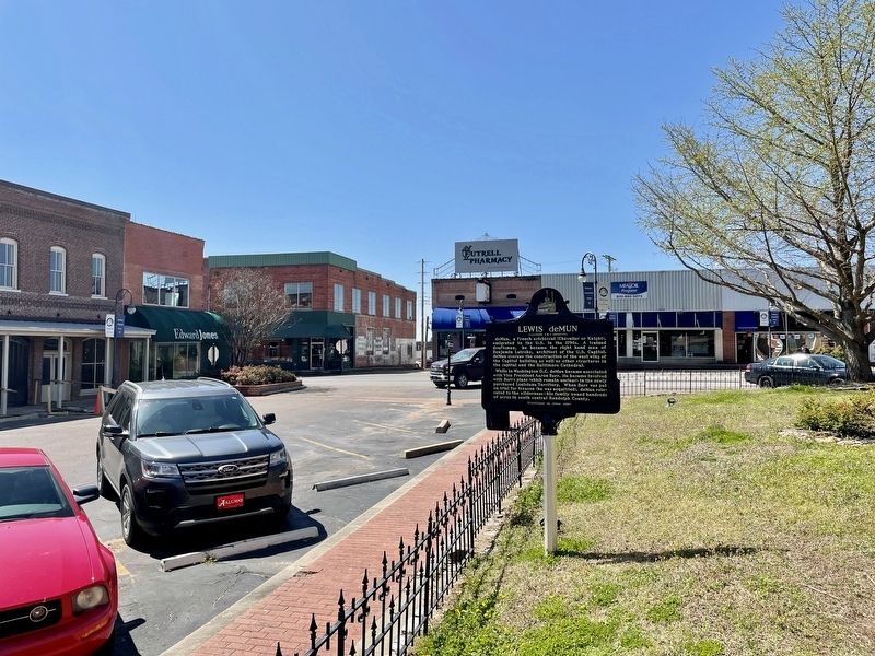 The view south on Bettis Street.. Click for full size. The view south on Bettis Street. image. Click for full size.