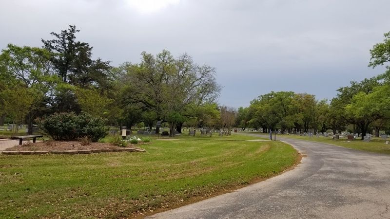 The view of the Luke Patranella Memorial Center Marker and general area image. Click for full size.