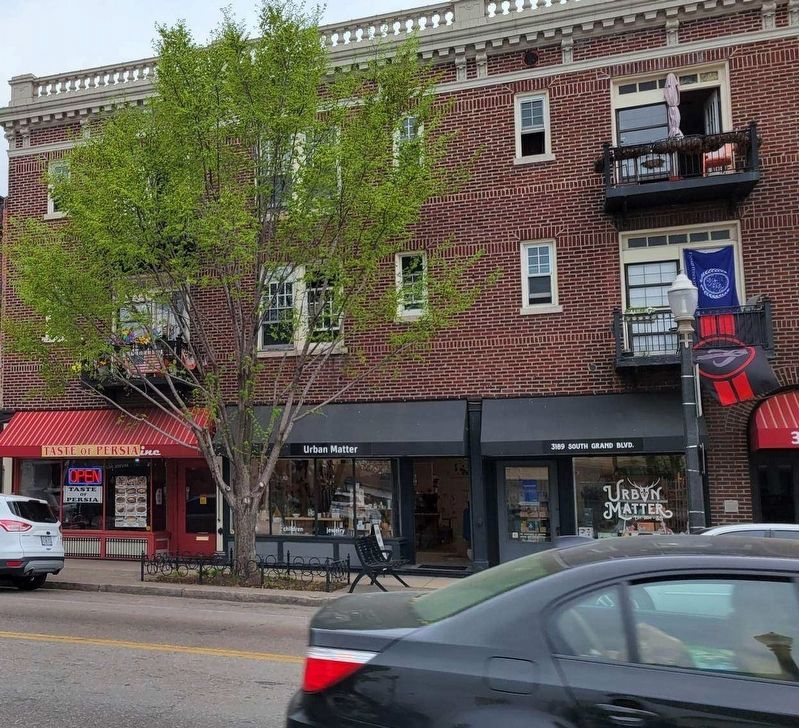 3179-89 South Grand Boulevard image. Click for full size.