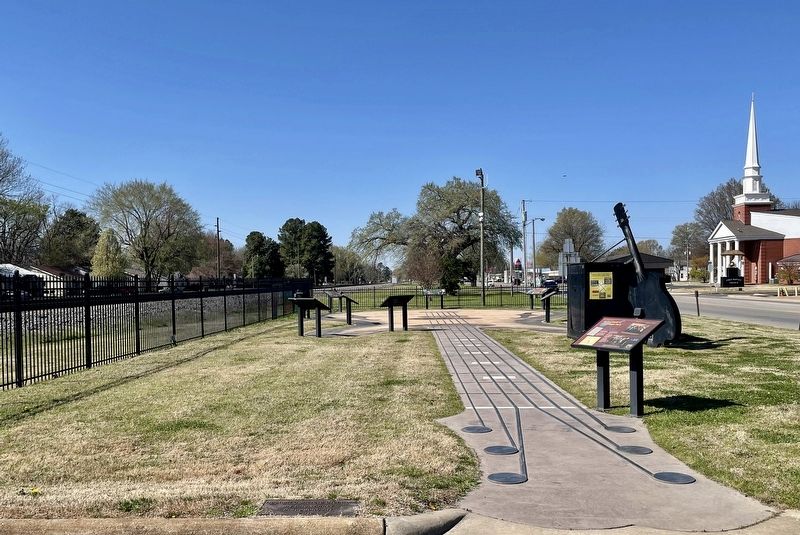 Guitar Walk at Walnut Ridge image. Click for full size.