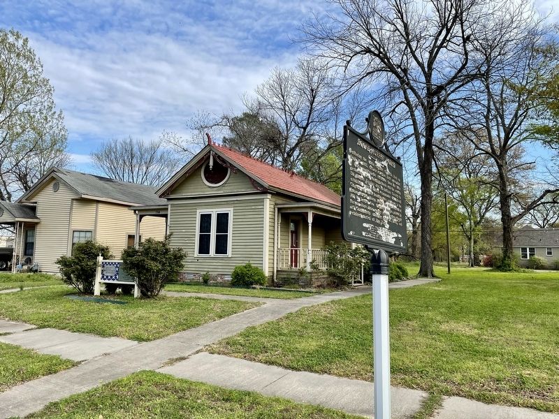 Boone-Murphy House / Union Strategy and Pine Bluff Marker image. Click for full size.