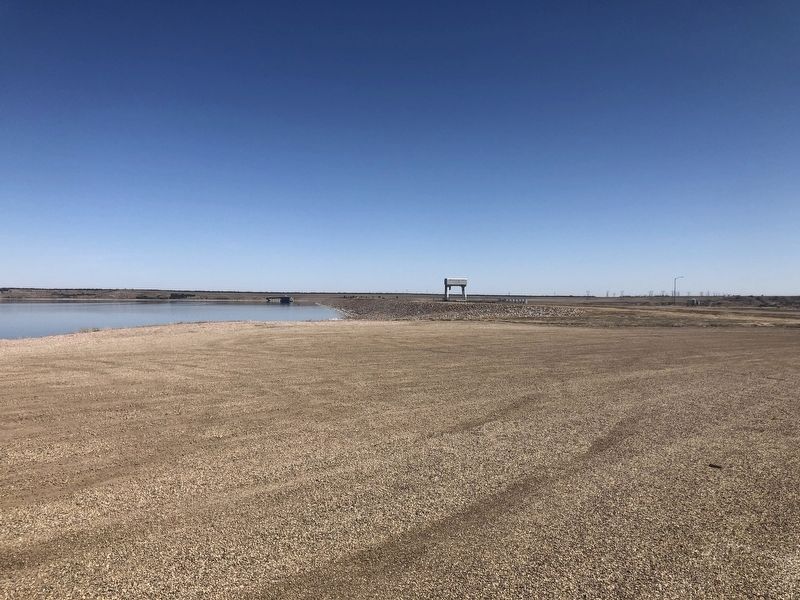 Lake Oahe image. Click for full size.