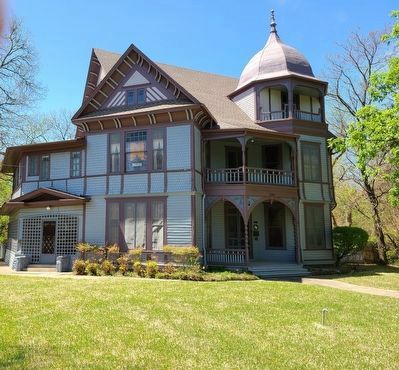 Dunlap-Simpson House and Markers image. Click for full size.