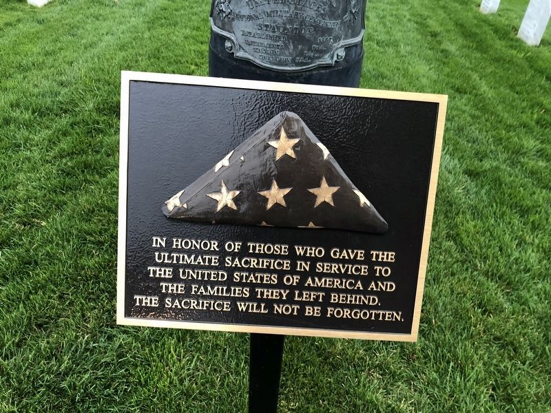 Veterans Memorial image. Click for full size.