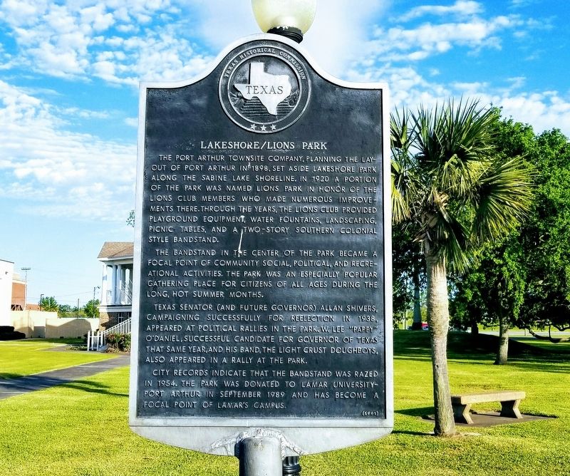 Lakeshore/Lions Park Marker image. Click for full size.