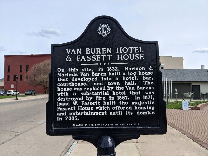 Van Buren Hotel & Fassett House Marker image. Click for full size.