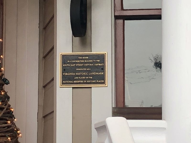 509 South East Street Marker image. Click for full size.