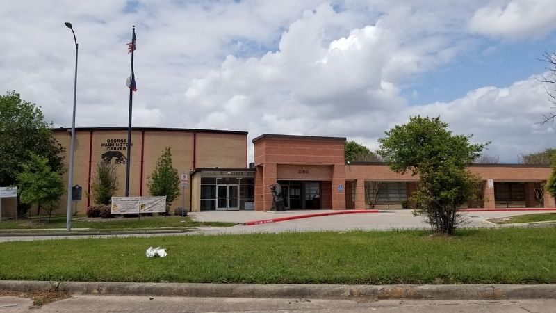 The view of the George Washington Carver High School and Marker from the road image. Click for full size.