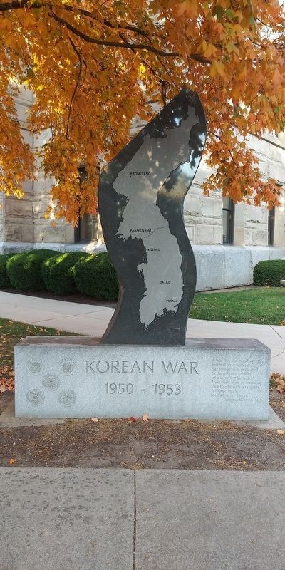 Wood County Korean War Memorial image. Click for full size.