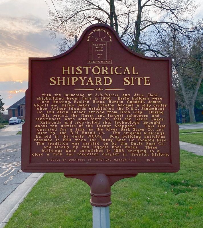 Historical Shipyard Site Marker image. Click for full size.