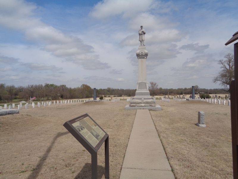 Baxter Springs Soldiers' Lot Marker image. Click for full size.