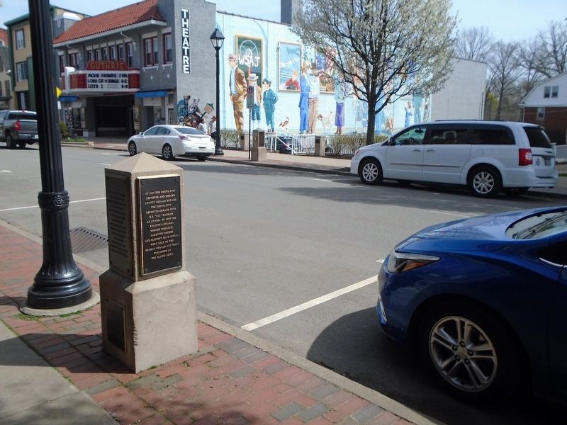Grove City Newspaper History Marker. Click for full size. Grove City Newspaper History Marker image. Click for full size.