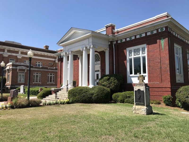 Carnegie Library, Rome, Ga. image. Click for full size.