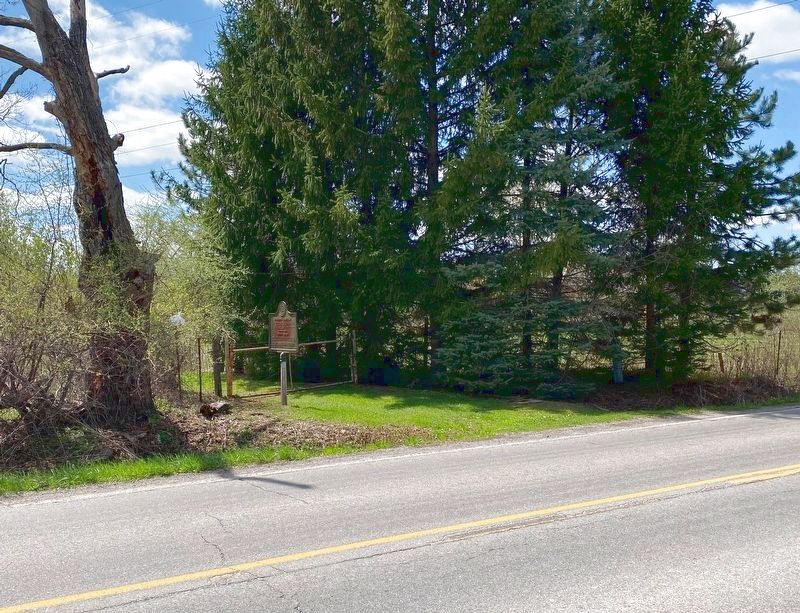 Spaulding Cemetery / Plank Road Marker image. Click for full size.